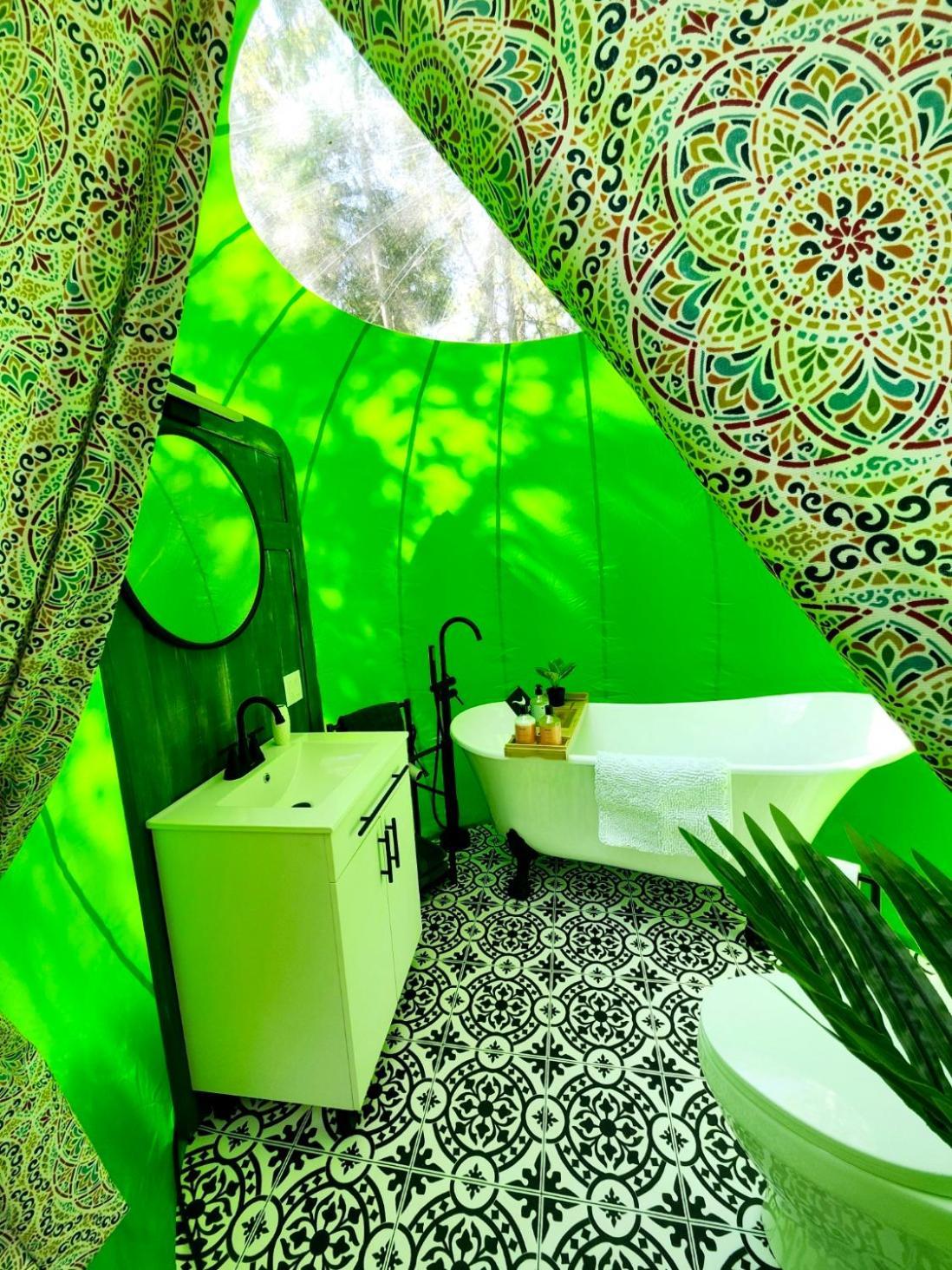 Estrella Glamping Otel Caraquet Dış mekan fotoğraf